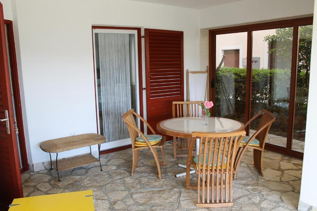 Apartments Vila Marica Rabac Quarto foto