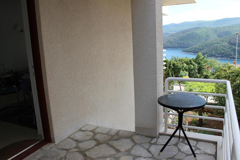 Apartments Vila Marica Rabac Quarto foto
